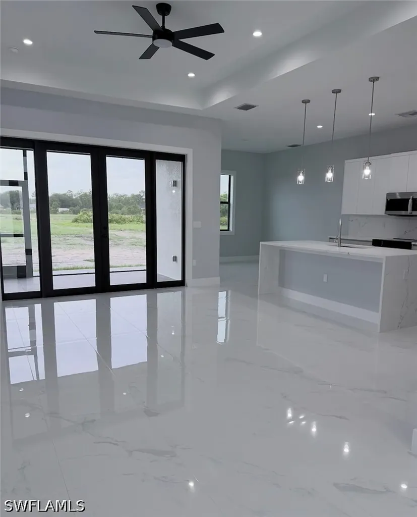 4231 20th Street NE Naples FL 34120