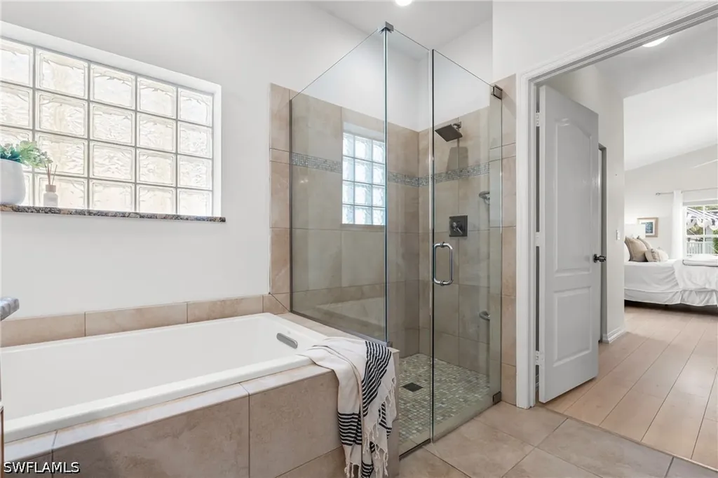 96 Glen Eagle Circle Naples FL 34104
