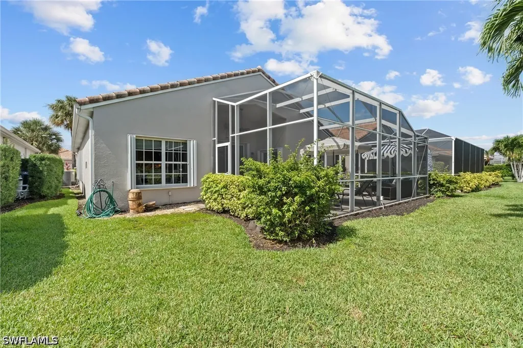 96 Glen Eagle Circle Naples FL 34104