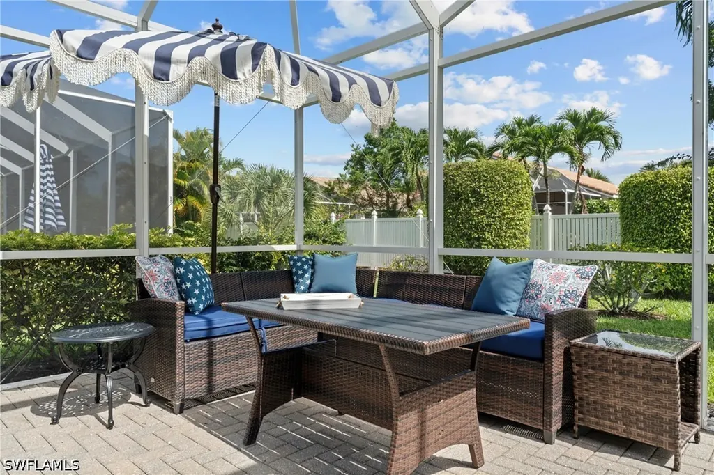 96 Glen Eagle Circle Naples FL 34104