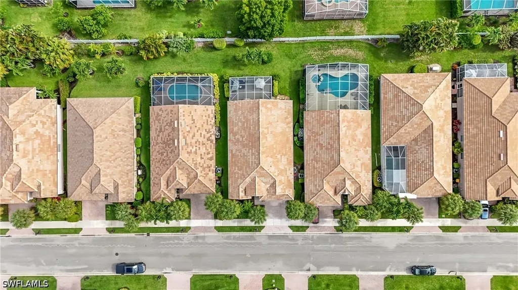 96 Glen Eagle Circle Naples FL 34104