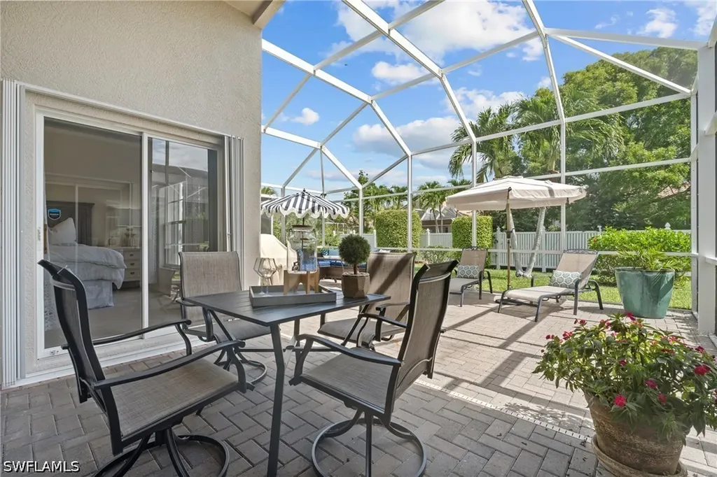 96 Glen Eagle Circle Naples FL 34104