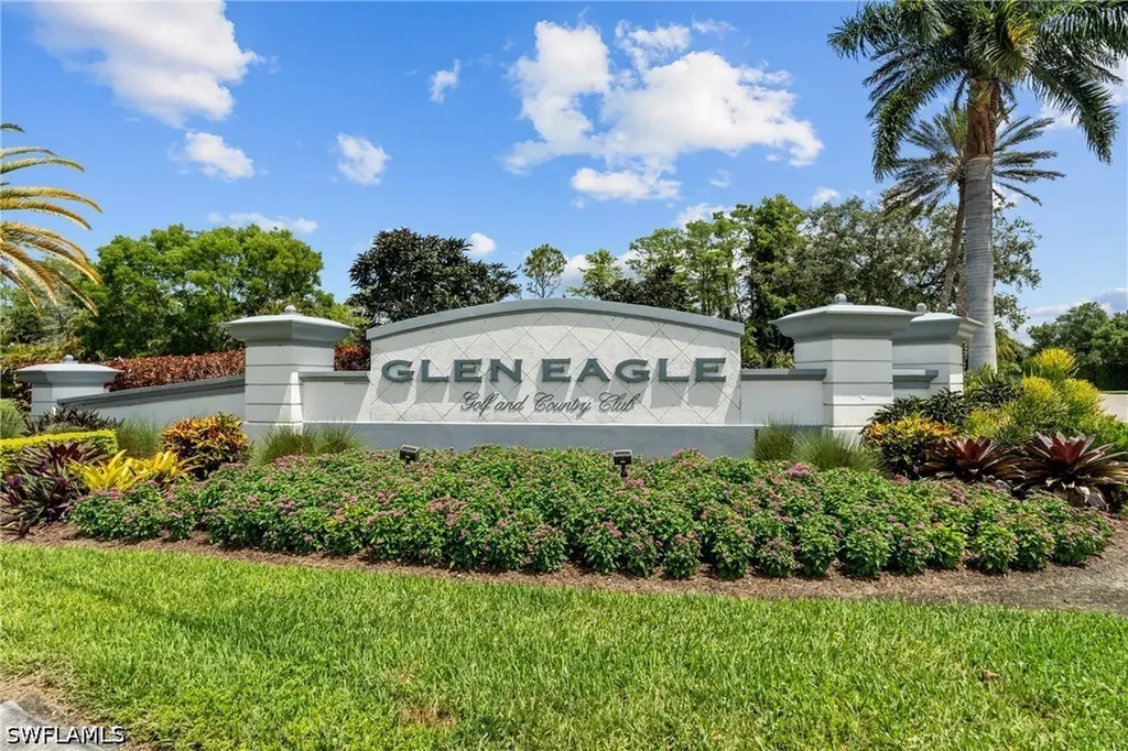 96 Glen Eagle Circle Naples FL 34104