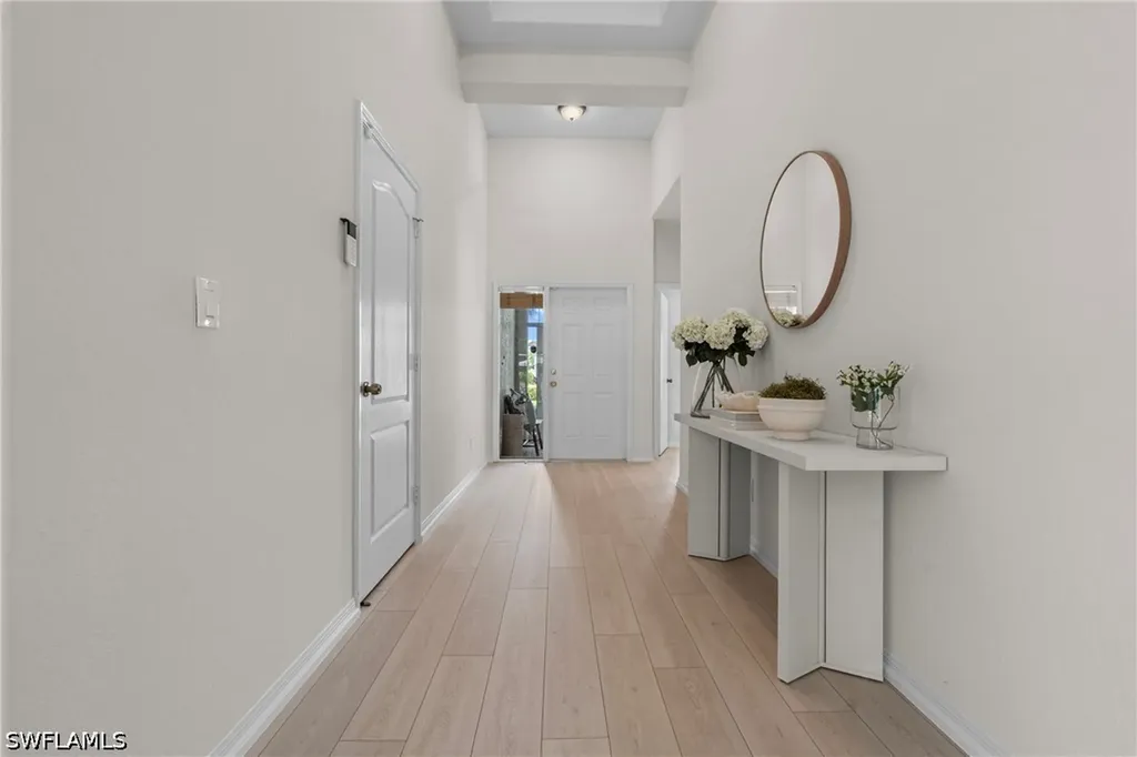 96 Glen Eagle Circle Naples FL 34104