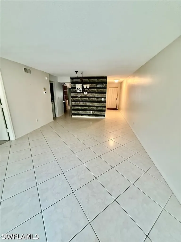 114 Cypress Way E Naples FL 34110