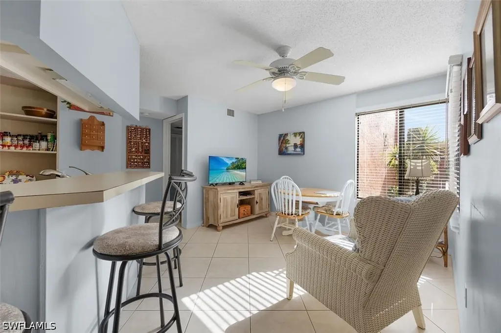 114 Cypress Way E Naples FL 34110