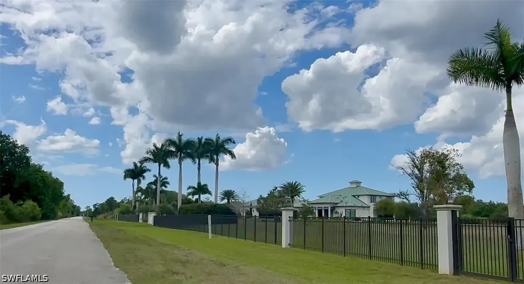 702 Shady Hollow Boulevard W Naples FL 34120