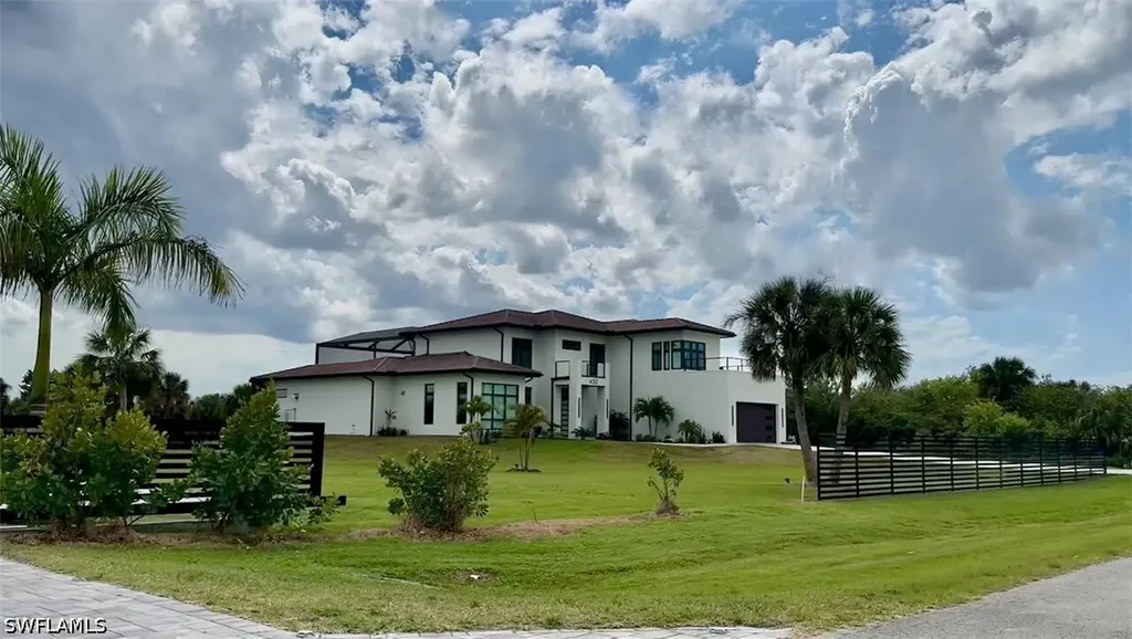 702 Shady Hollow Boulevard W Naples FL 34120