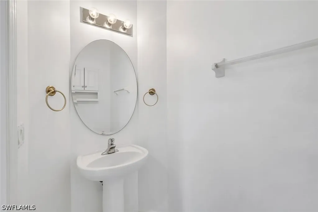 20370 Larino Loop Estero FL 33928