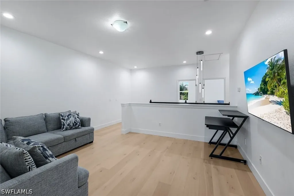 20370 Larino Loop Estero FL 33928
