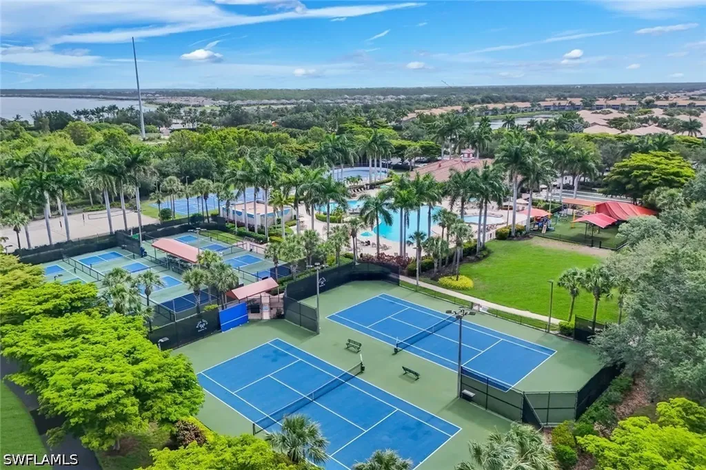 20370 Larino Loop Estero FL 33928