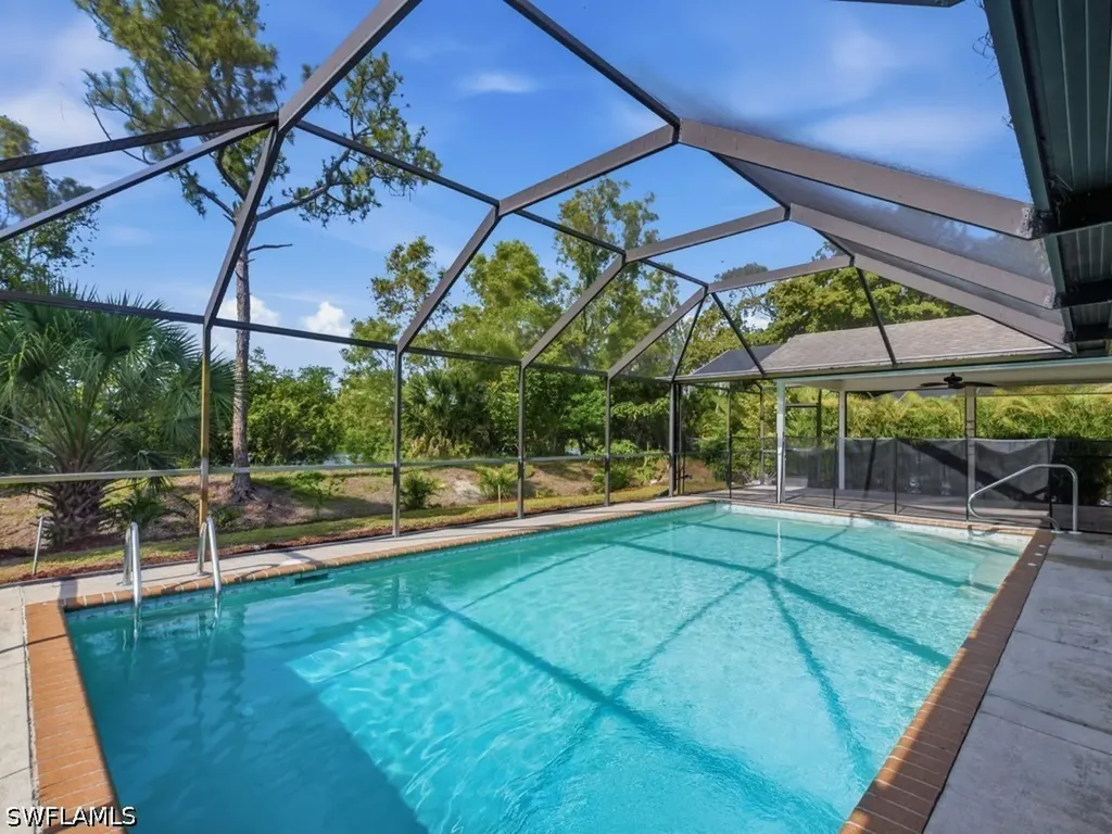 Naples FL, 3650 Kent Drive