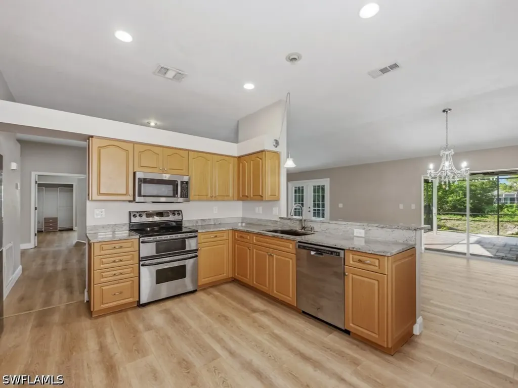 3650 Kent Drive Naples FL 34112