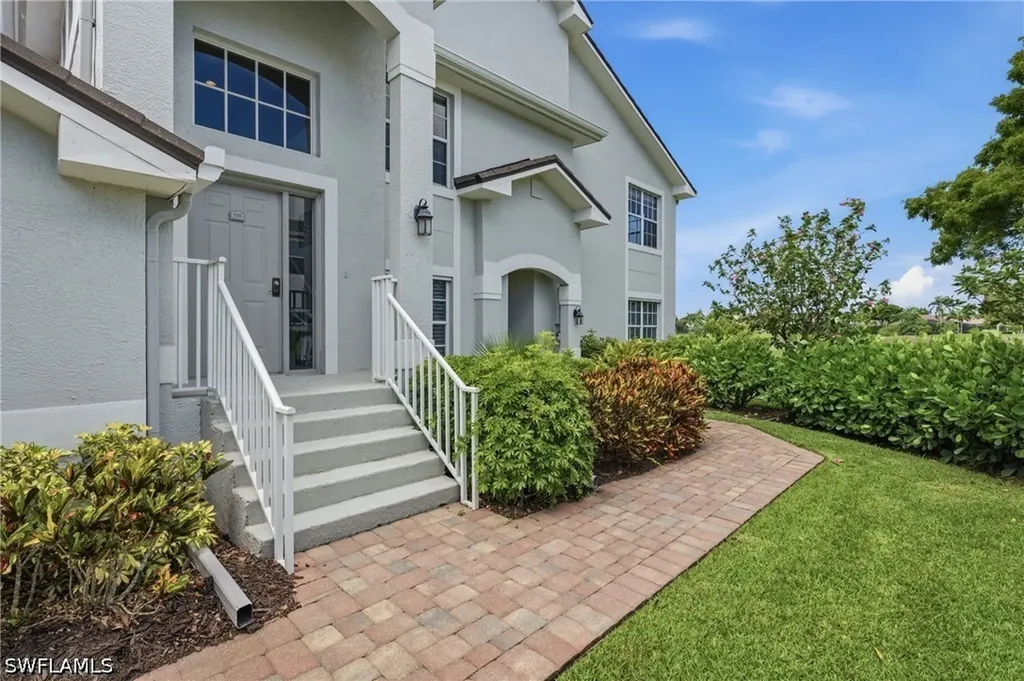 5927 Three Iron Drive Naples FL 34110
