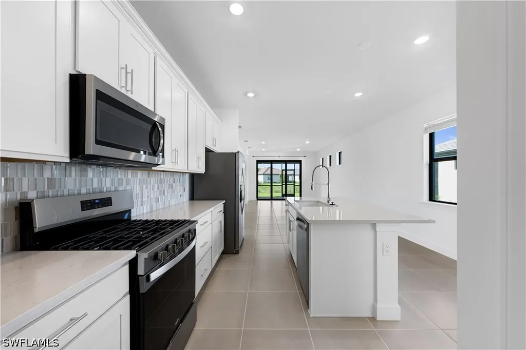 19218 Hinkley Drive Estero FL 33928