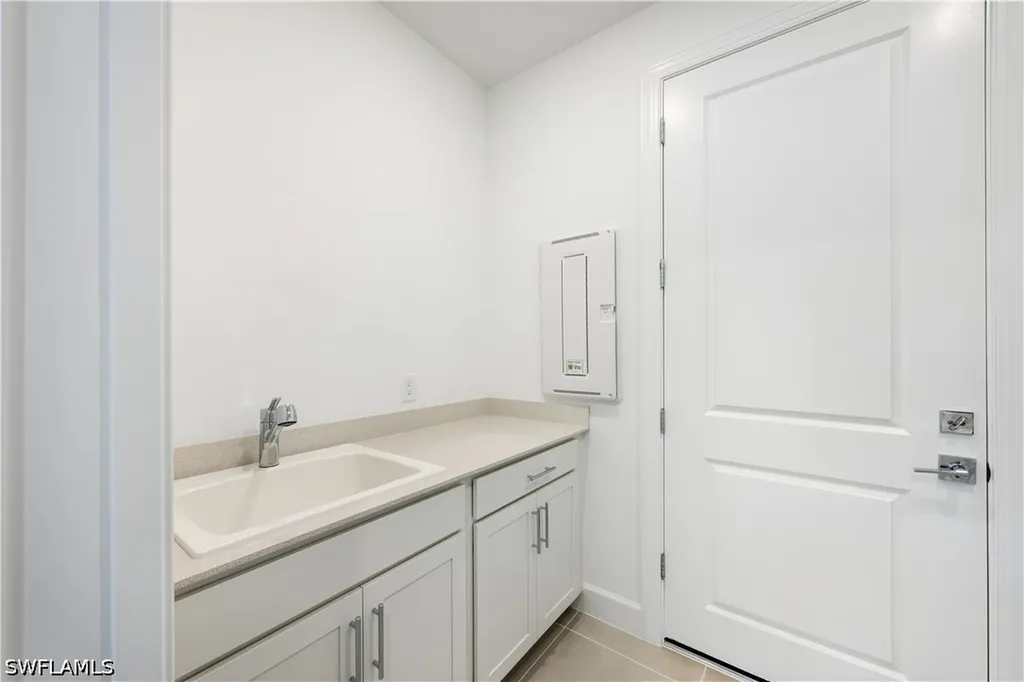 19218 Hinkley Drive Estero FL 33928