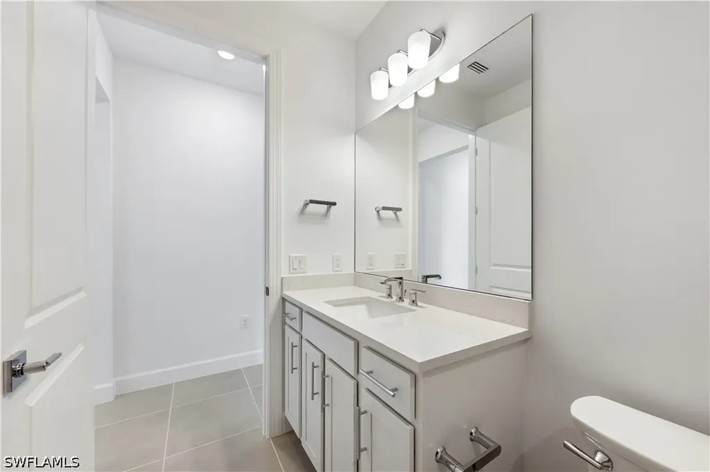 19218 Hinkley Drive Estero FL 33928