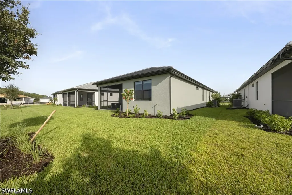 19218 Hinkley Drive Estero FL 33928