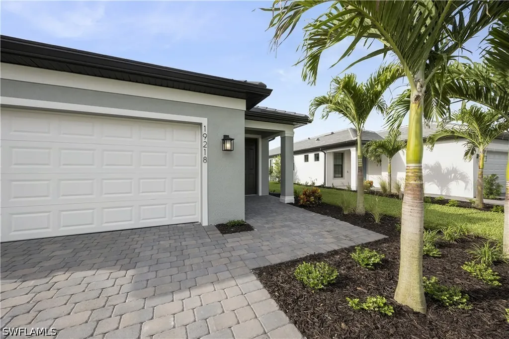 19218 Hinkley Drive Estero FL 33928