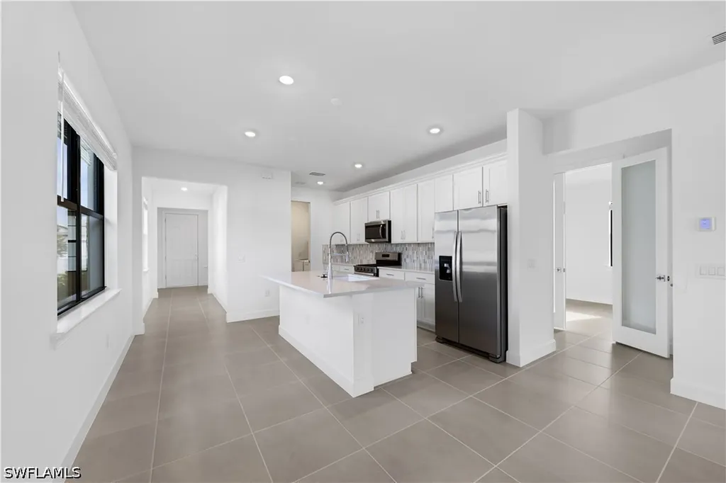 19218 Hinkley Drive Estero FL 33928