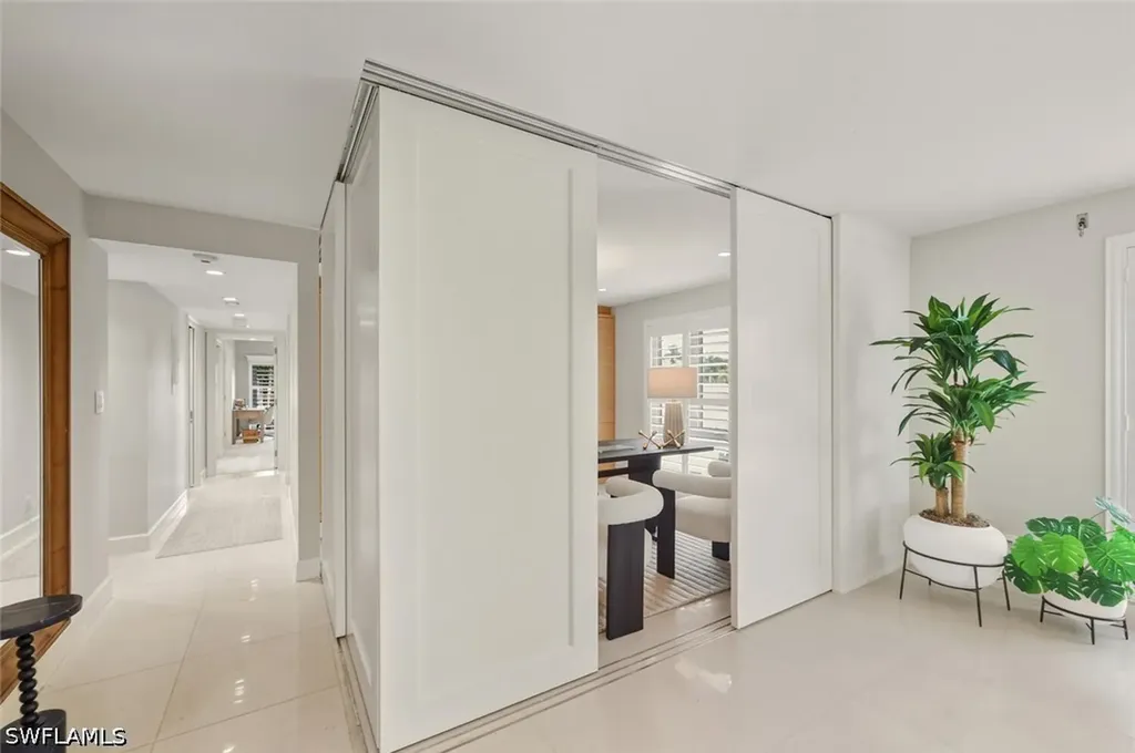 250 W Park Shore Drive Naples FL 34103