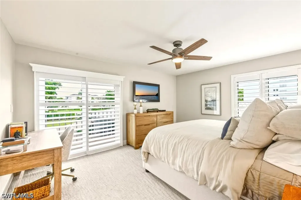 250 W Park Shore Drive Naples FL 34103