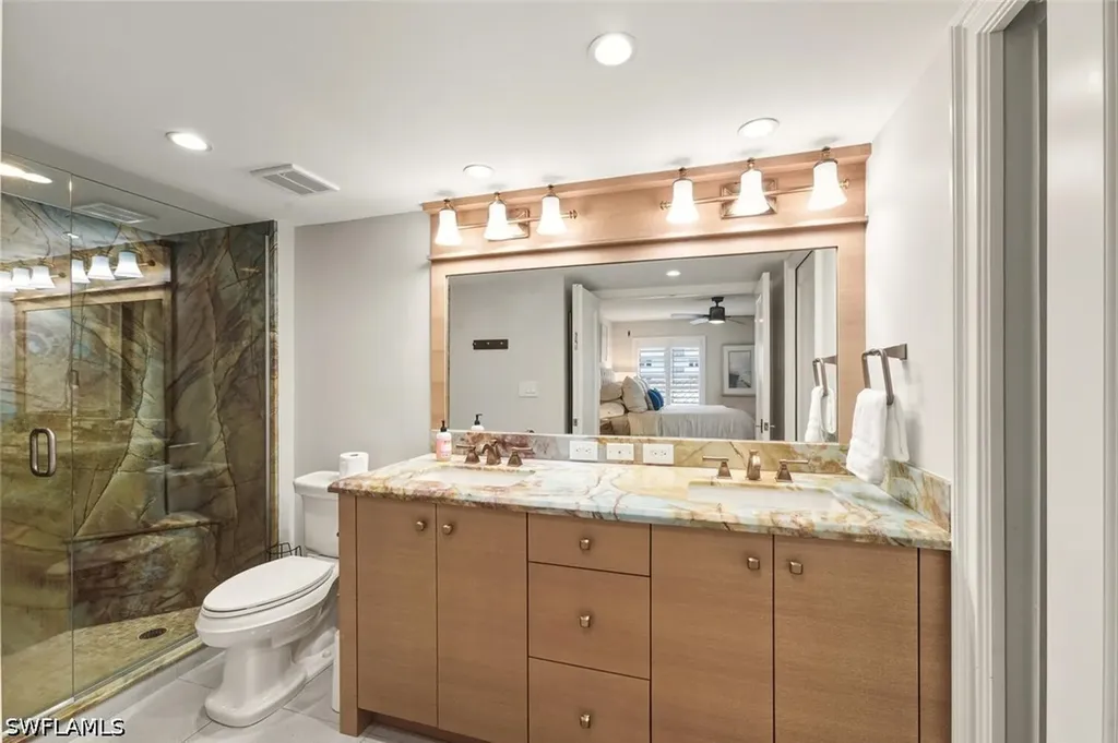 250 W Park Shore Drive Naples FL 34103