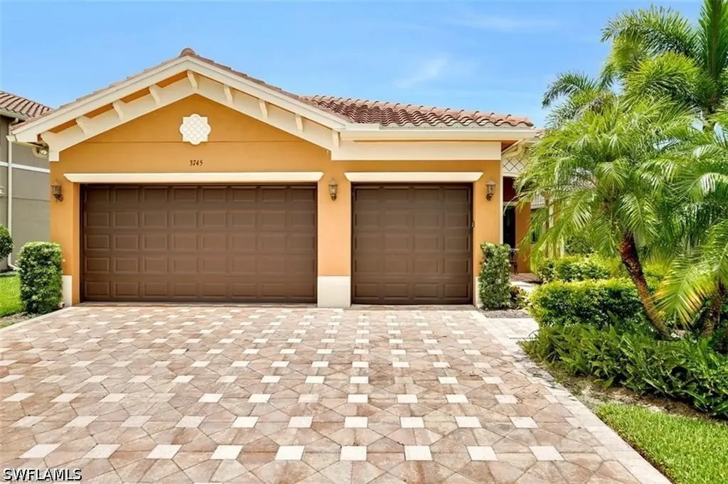 3745 Pleasant Springs Drive Naples FL 34119