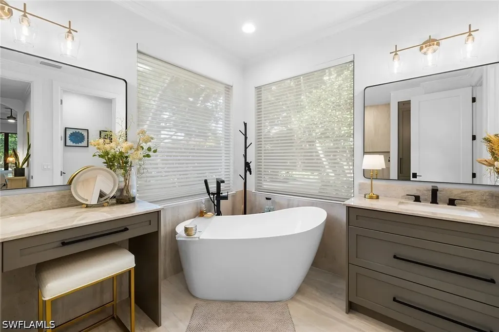 7678 Santa Margherita Way Naples FL 34109