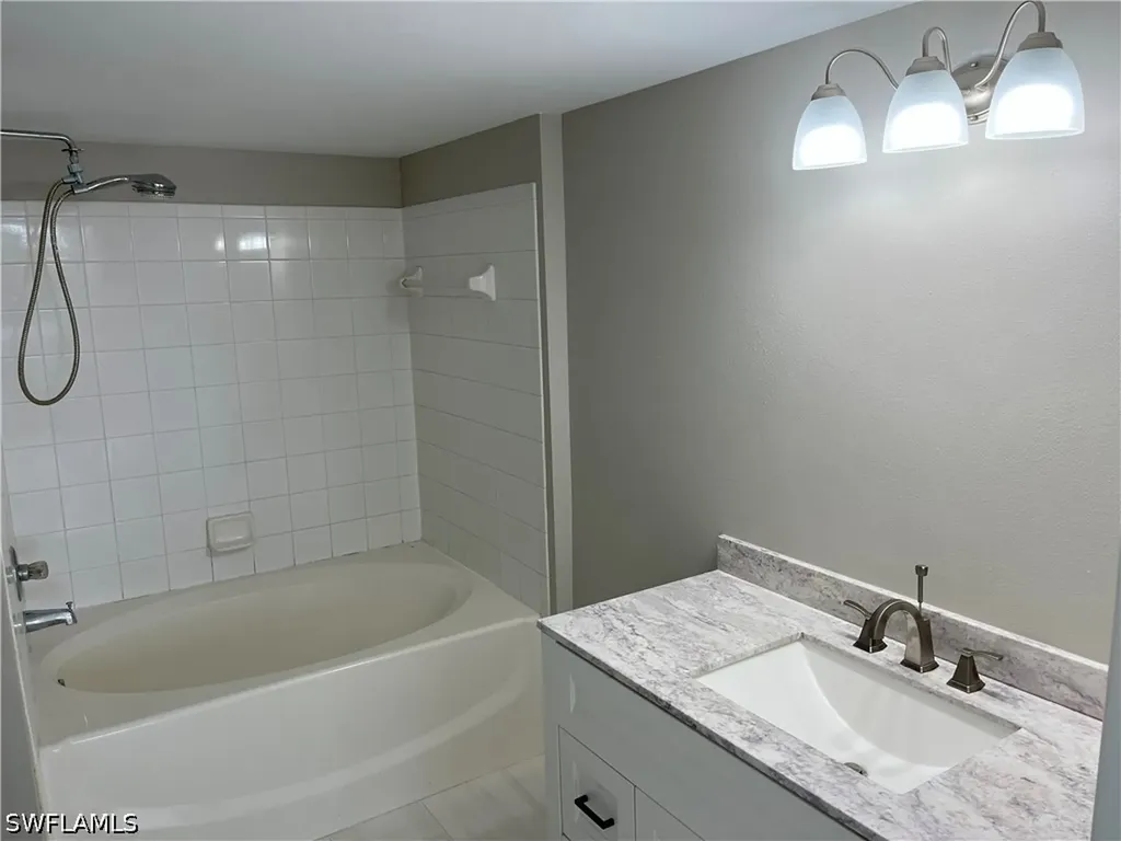 8735 River Homes Lane Bonita Springs FL 34135