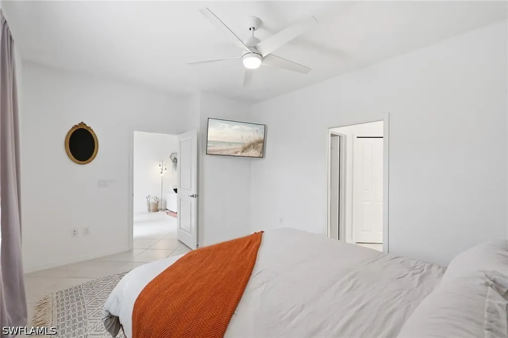 2584 Vine Avenue Naples FL 34120