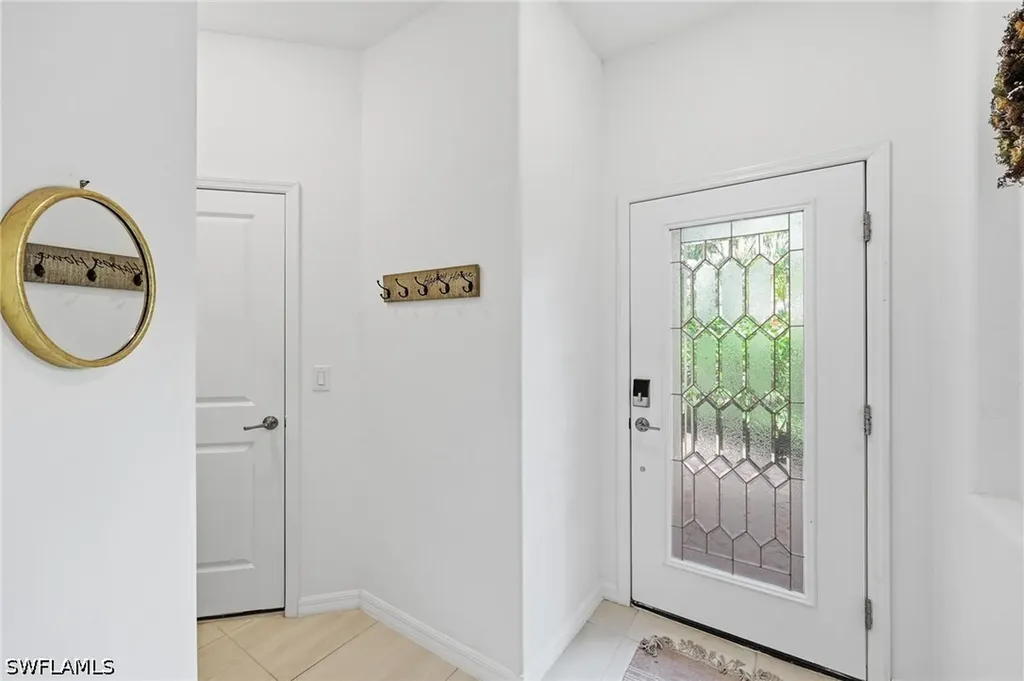 2584 Vine Avenue Naples FL 34120