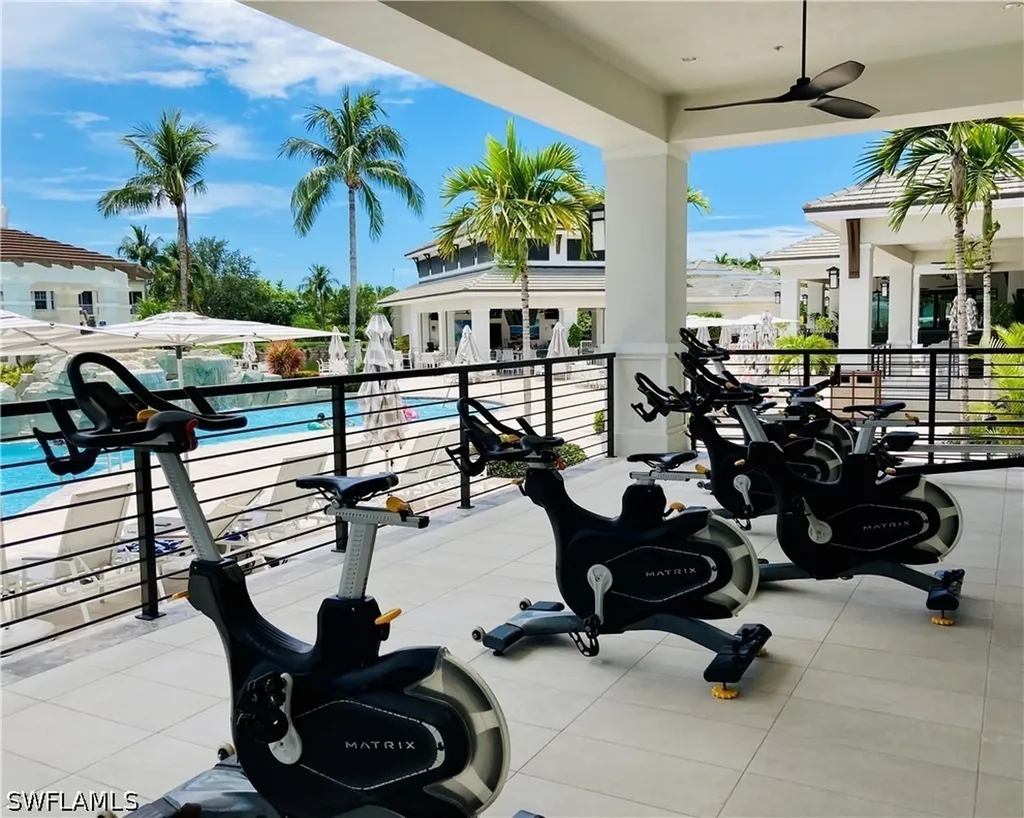 275 Indies Way Naples FL 34110
