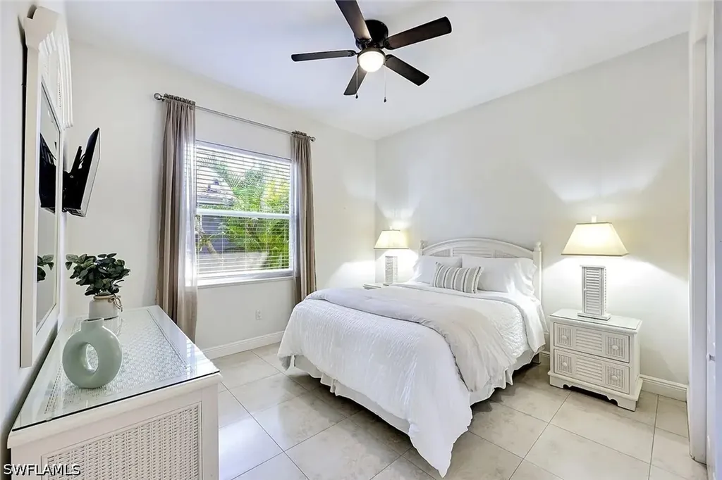 847 98th Avenue N Naples FL 34108