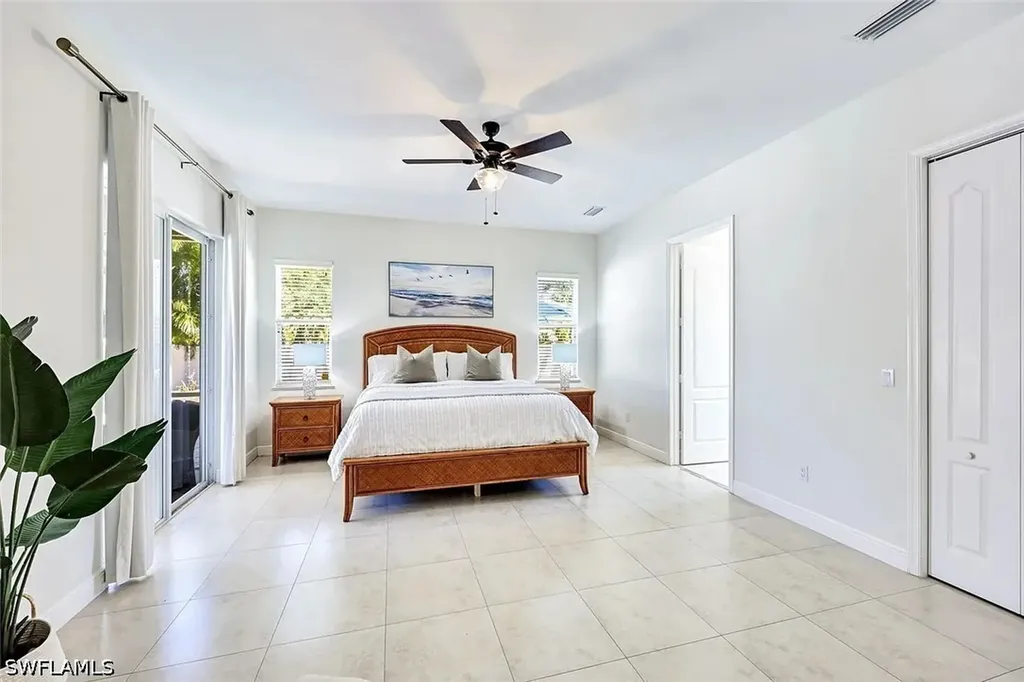 847 98th Avenue N Naples FL 34108