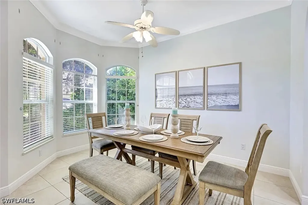 847 98th Avenue N Naples FL 34108