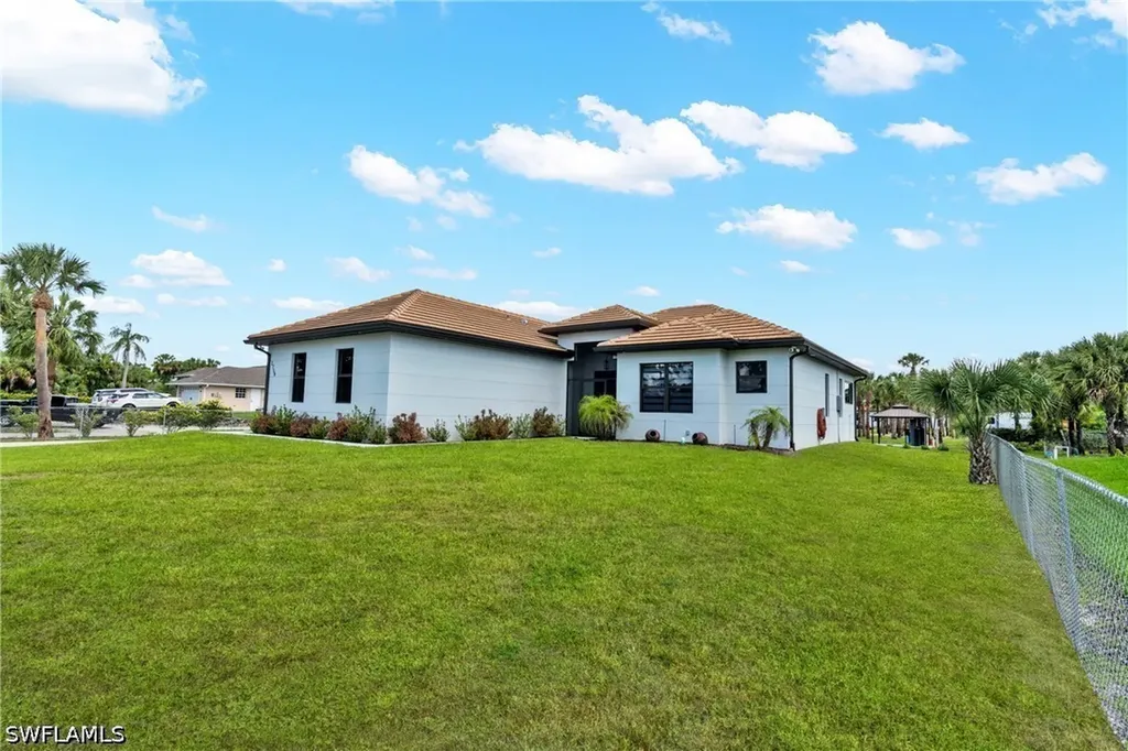 2759 18th Avenue SE Naples FL 34117