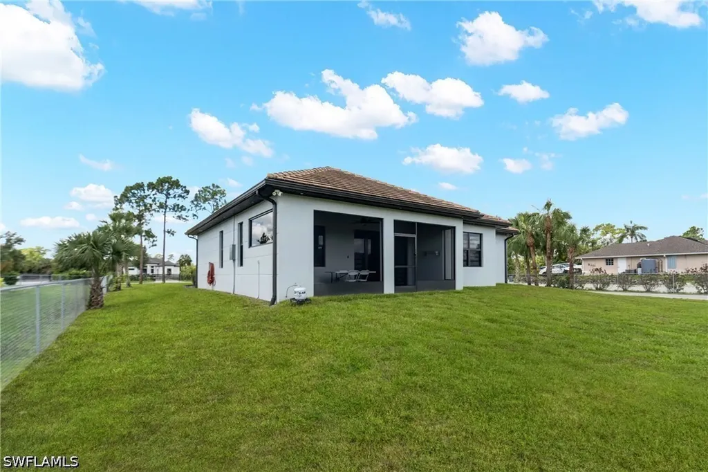 2759 18th Avenue SE Naples FL 34117