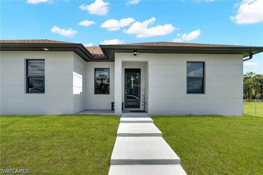2759 18th Avenue SE Naples FL 34117