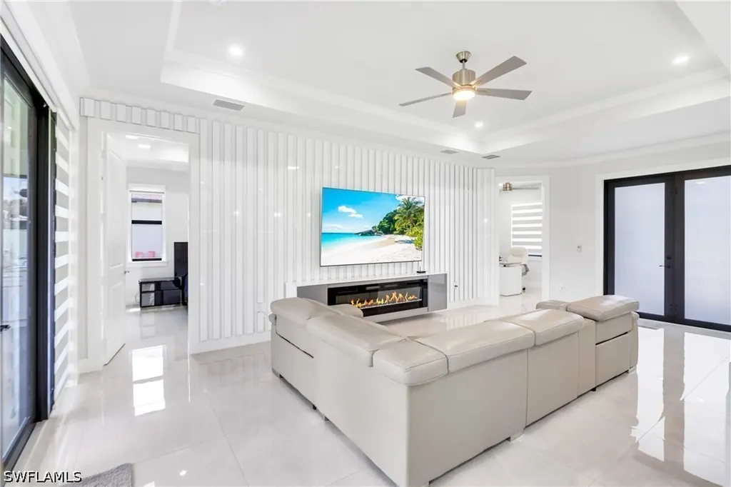 2759 18th Avenue SE Naples FL 34117