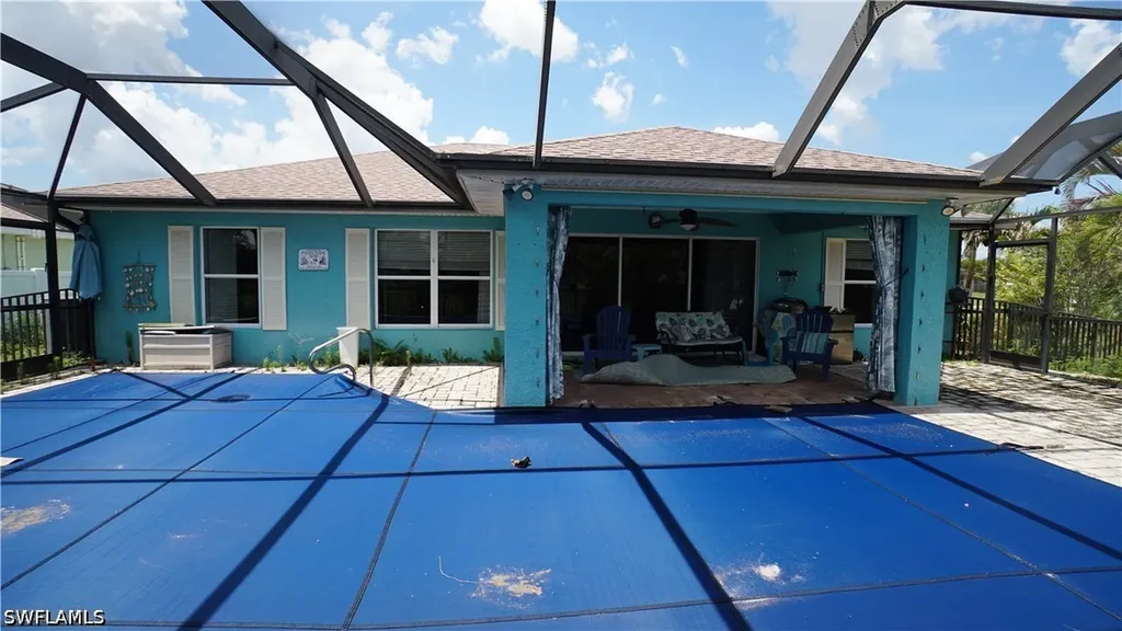 900 NW Embers Terrace Cape Coral FL 33993