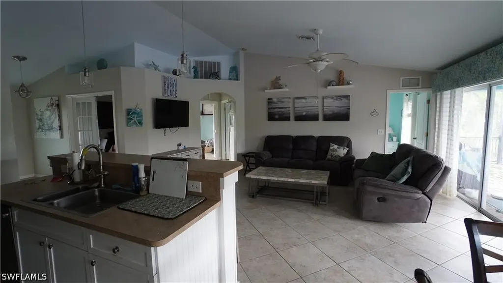 900 NW Embers Terrace Cape Coral FL 33993