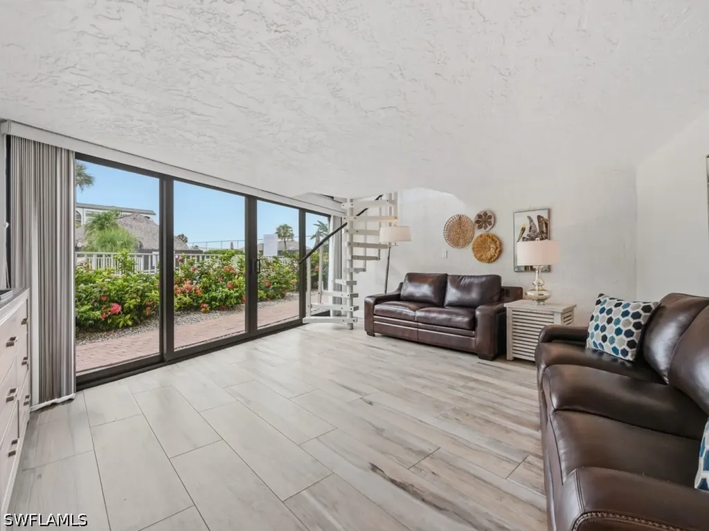 1007 Anglers Cove Marco Island FL 34145
