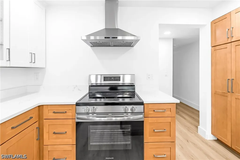 1730 Bald Eagle Drive Naples FL 34105