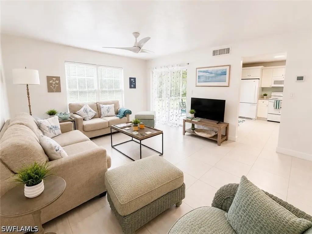 216 Bob O Link Way Naples FL 34105