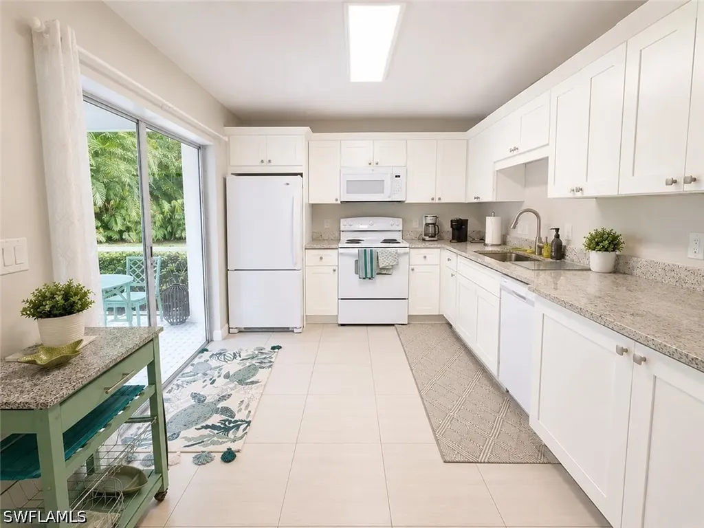 216 Bob O Link Way Naples FL 34105