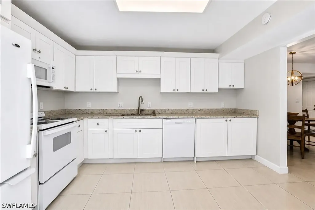 216 Bob O Link Way Naples FL 34105
