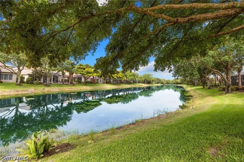 12946 Brynwood Way Naples FL 34105