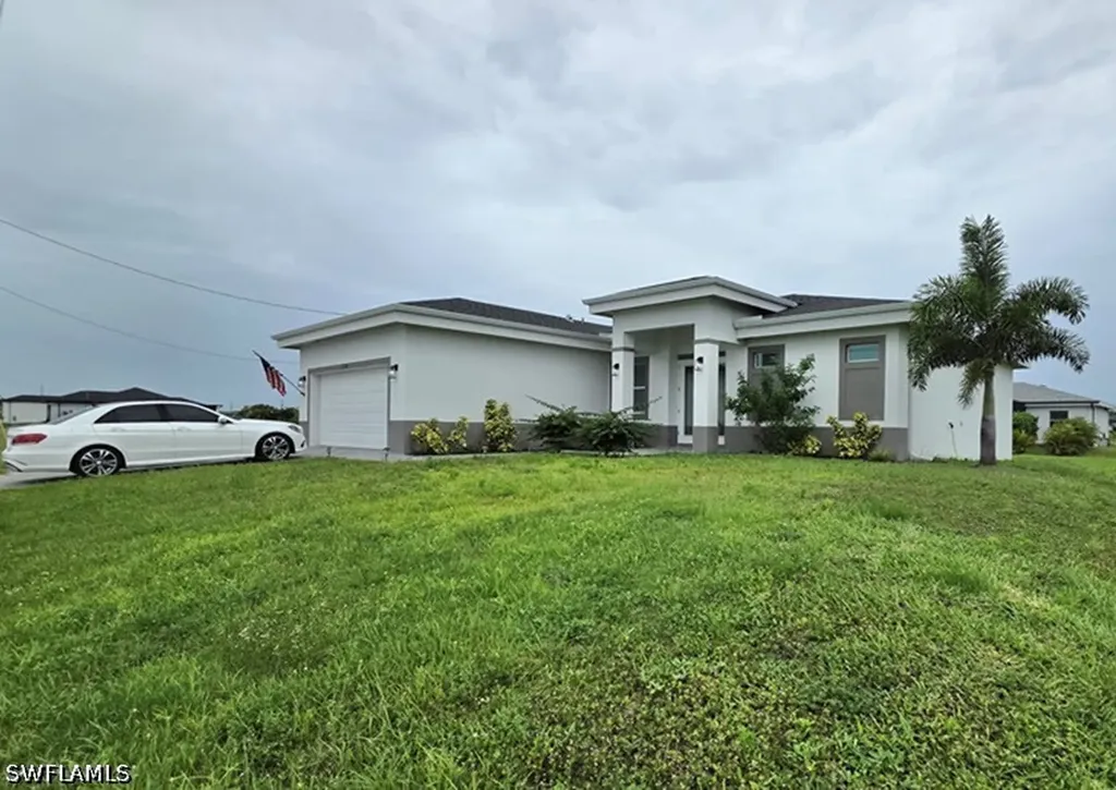 330 El Dorado Boulevard N Cape Coral FL 33993