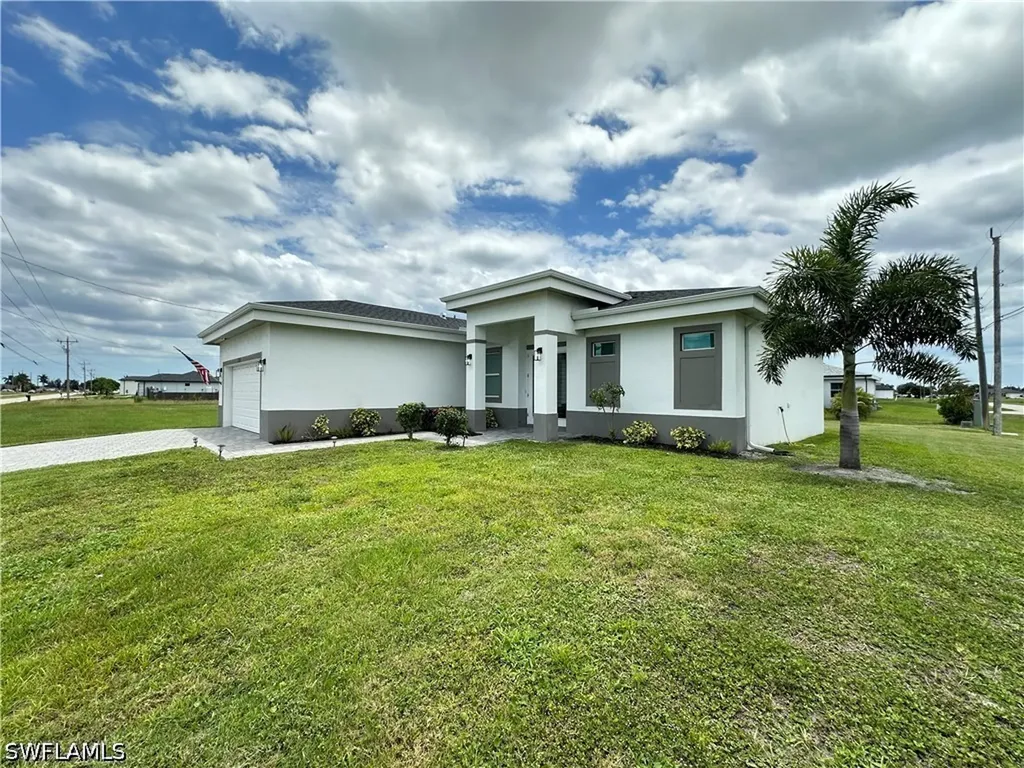 330 El Dorado Boulevard N Cape Coral FL 33993